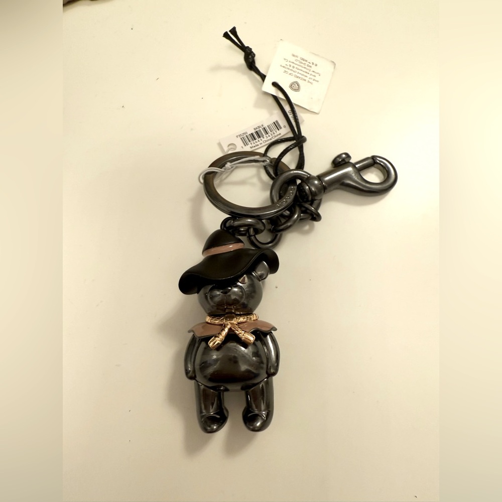 Rare and retired authentic coach, Wizard of Oz scarecrow keychain
